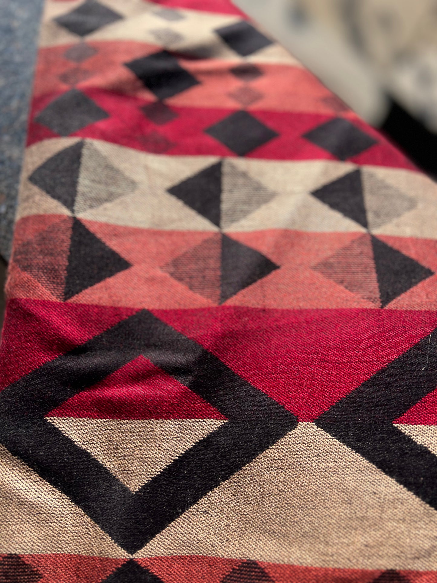 Black Jack - Premium Woollen Stole