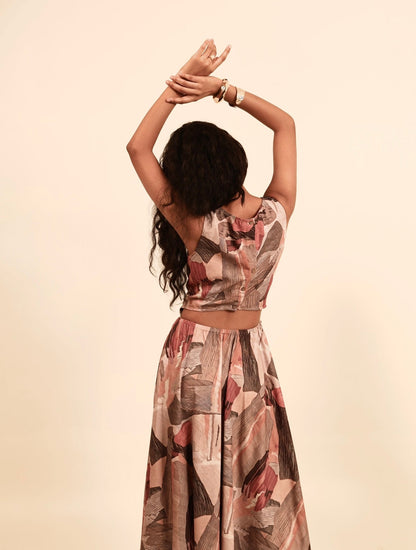 Chaar Charm - Fluid Abstract Print Casual Dress