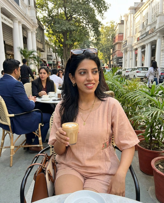 Rosé Roti - Casual Shorts Set For Women